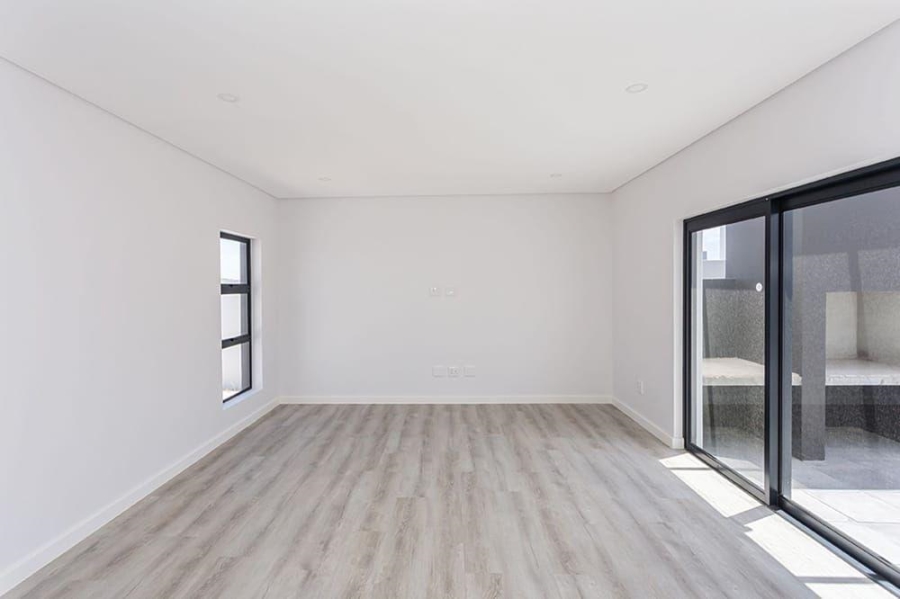 4 Bedroom Property for Sale in Sandown Western Cape